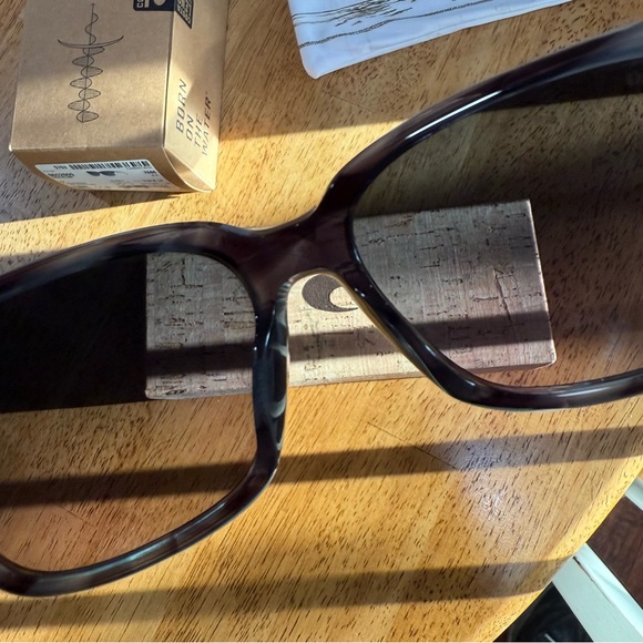 Costa May Polarized Sunglasses - Picture 4 of 9